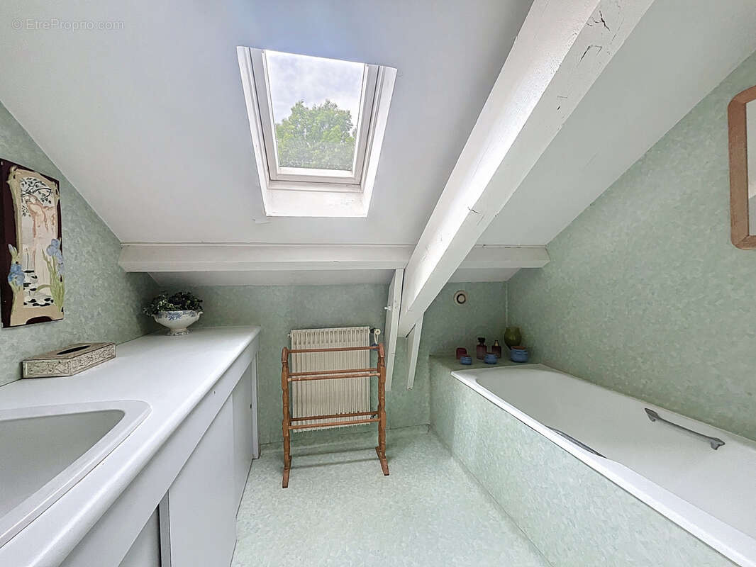 Maison à FRANCHEVILLE