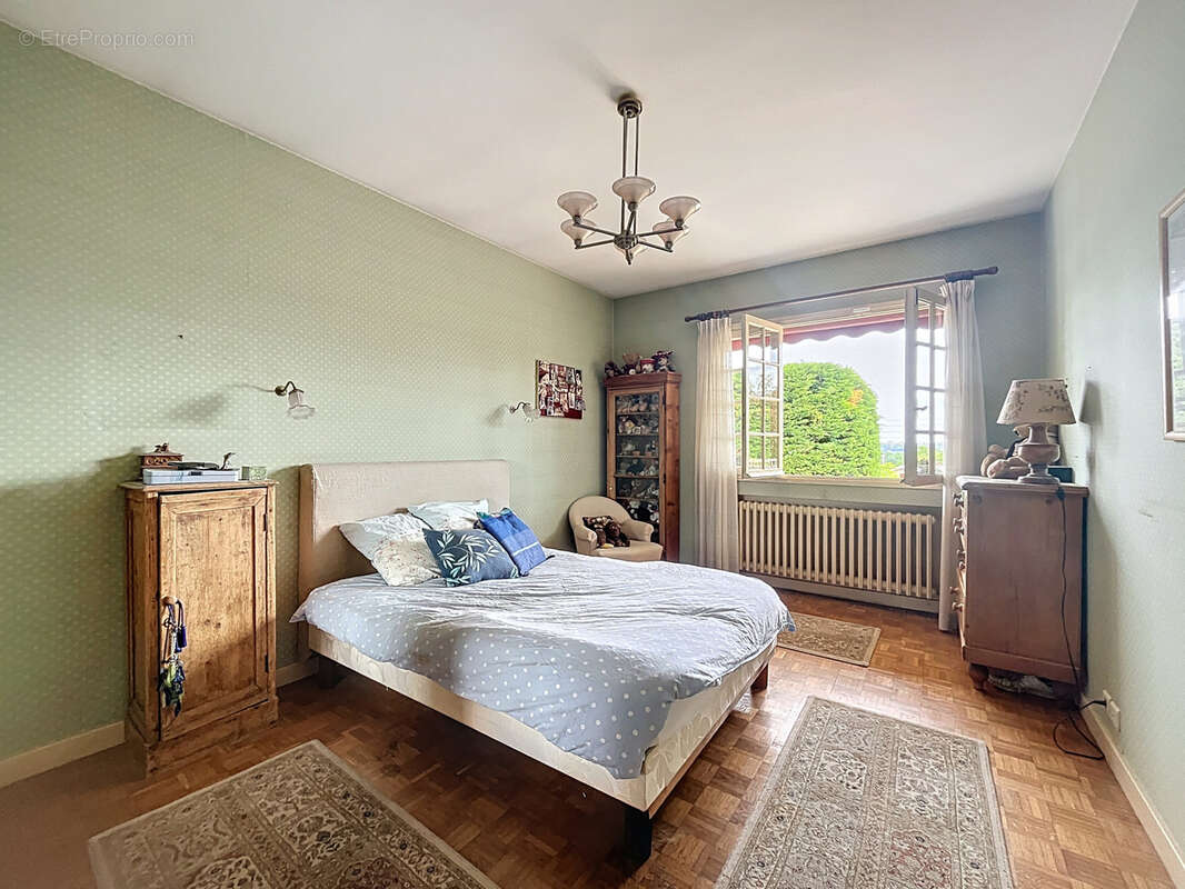 Maison à FRANCHEVILLE