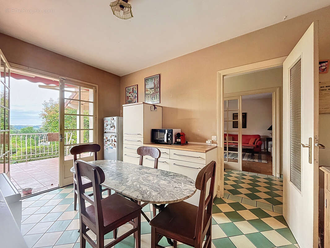 Maison à FRANCHEVILLE