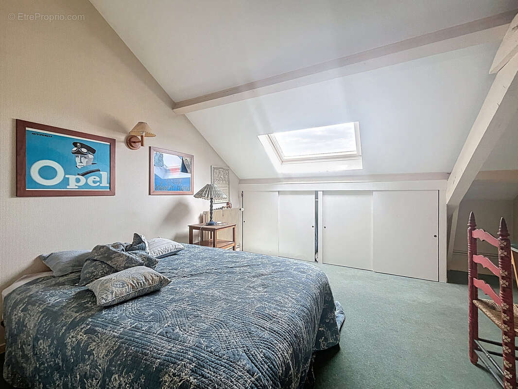 Maison à FRANCHEVILLE