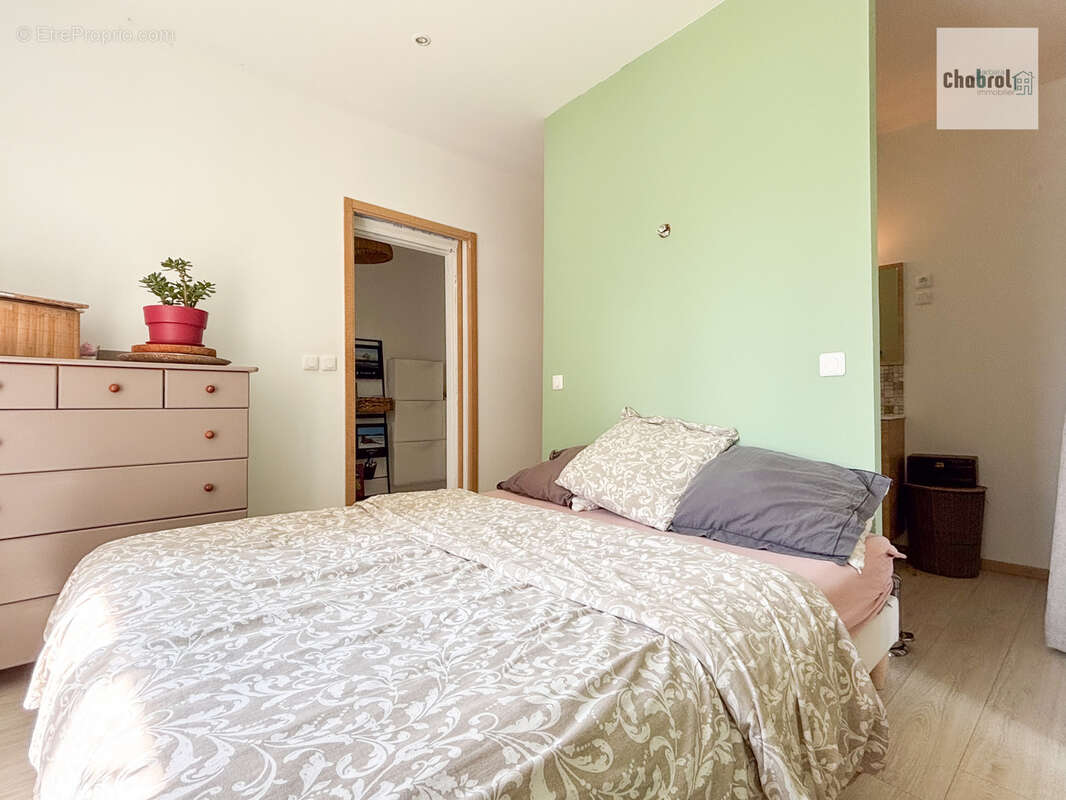 Appartement à CIRES-LES-MELLO