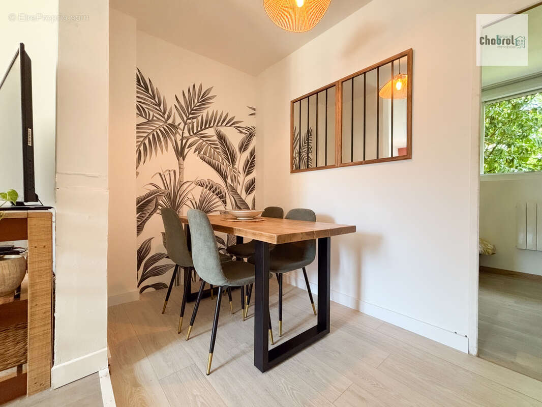 Appartement à CIRES-LES-MELLO