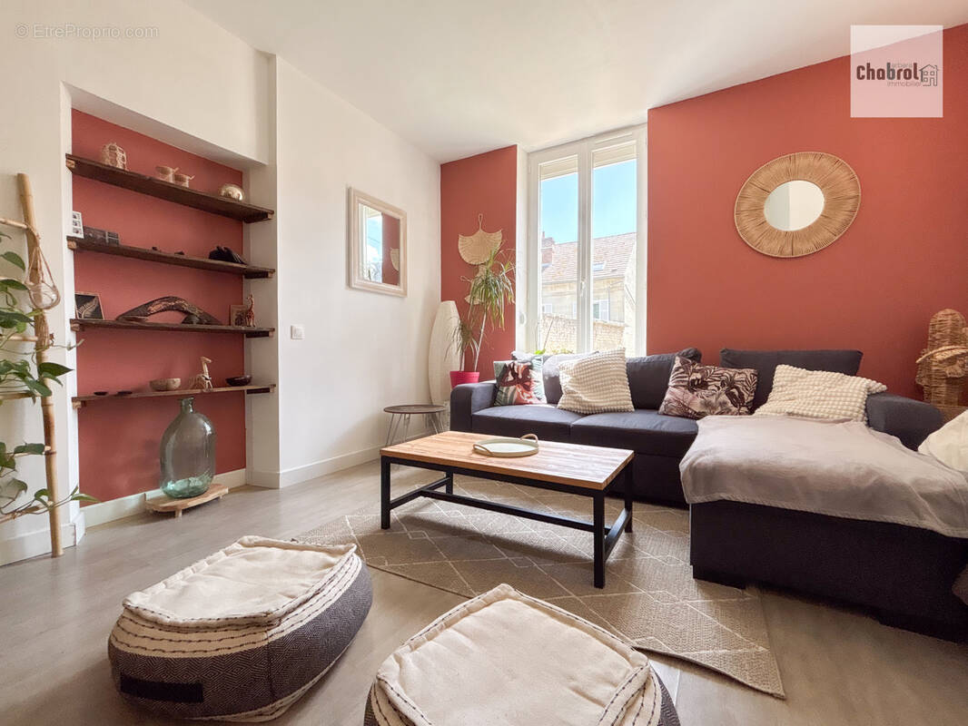 Appartement à CIRES-LES-MELLO