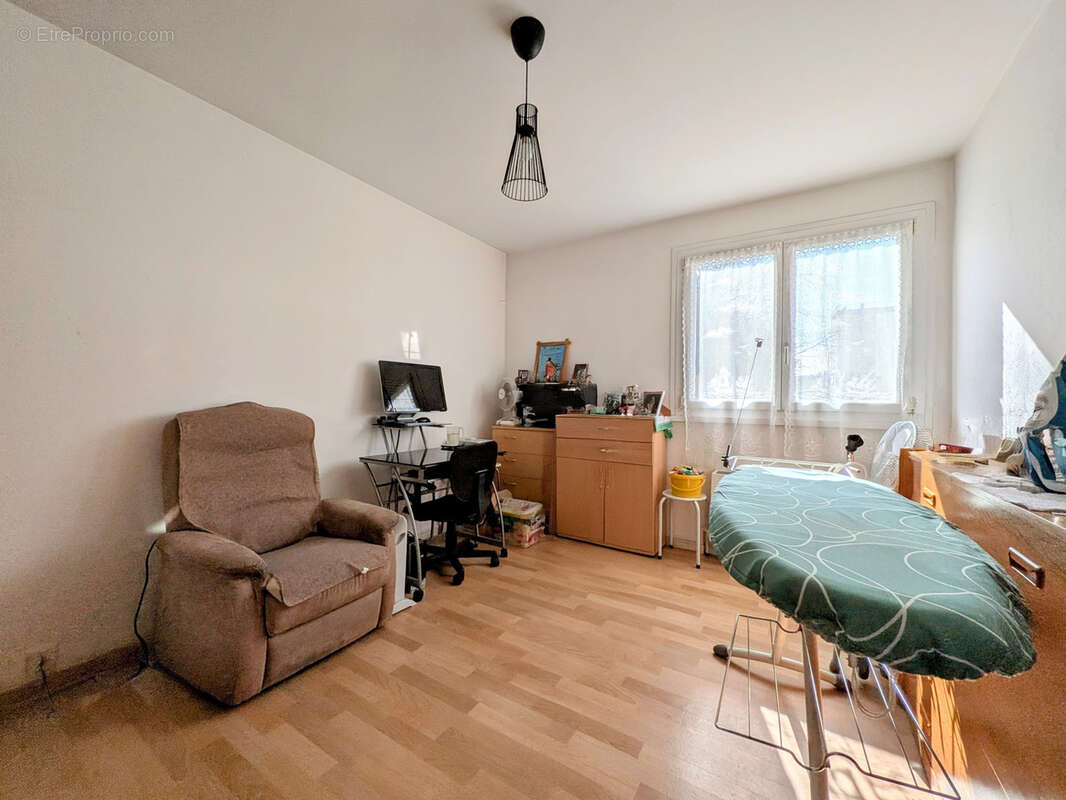 Appartement à JARVILLE-LA-MALGRANGE