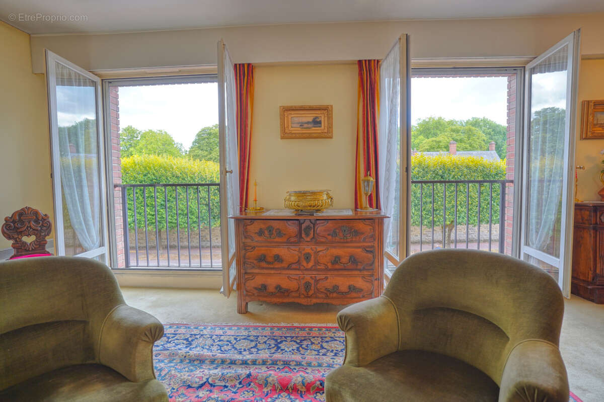 Appartement à FONTAINEBLEAU