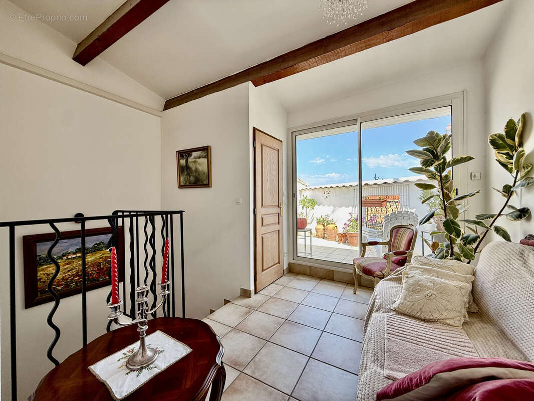 Maison à ALIGNAN-DU-VENT