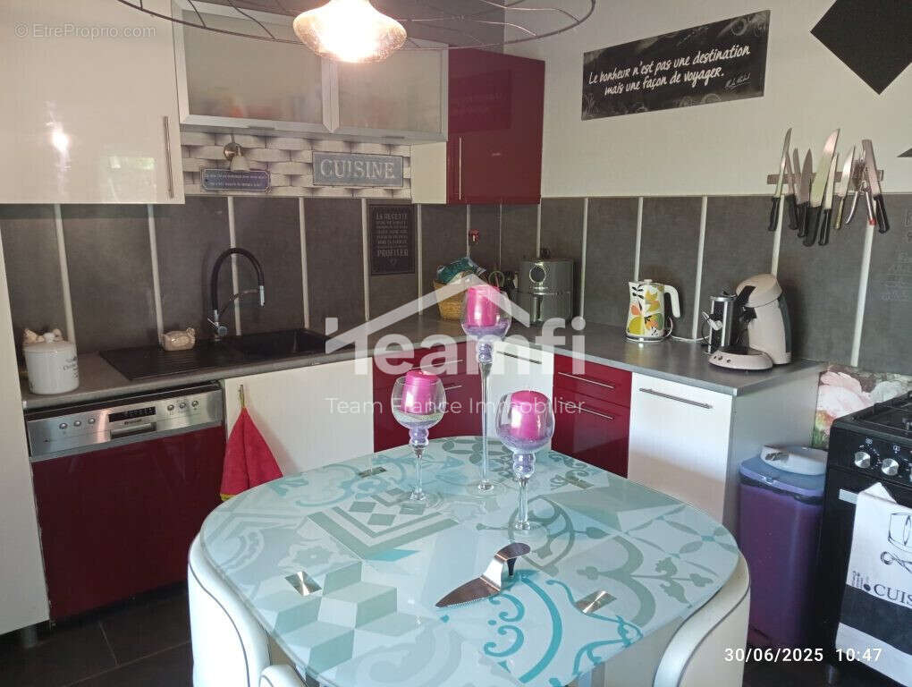 Cuisine - Maison à PARIGNY