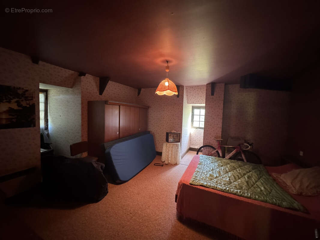 Maison à CASTELNAUD-LA-CHAPELLE