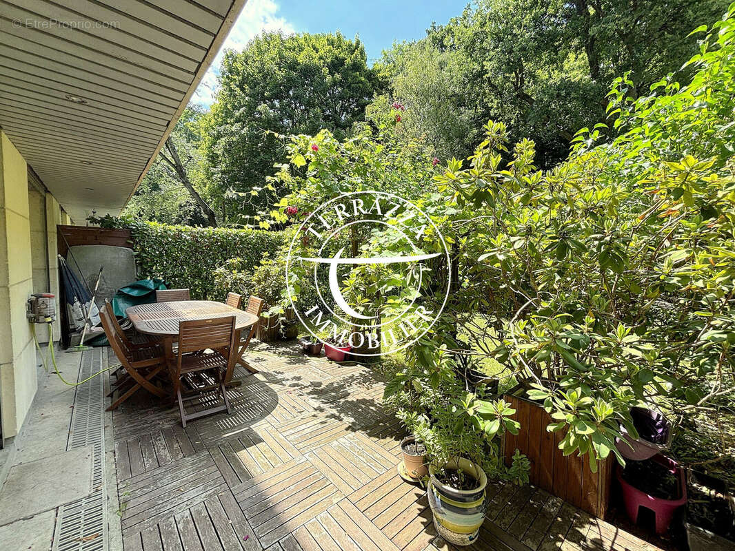 Appartement à BOUGIVAL