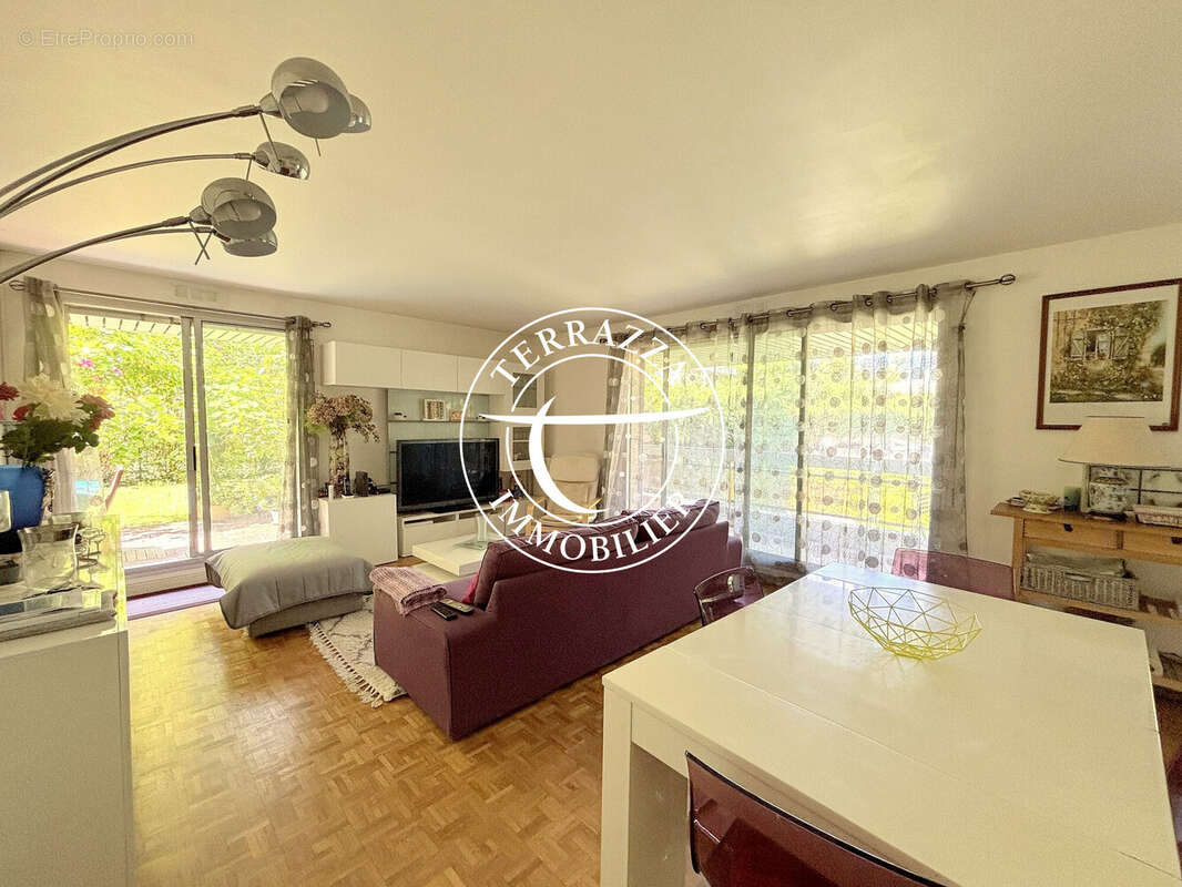 Appartement à BOUGIVAL