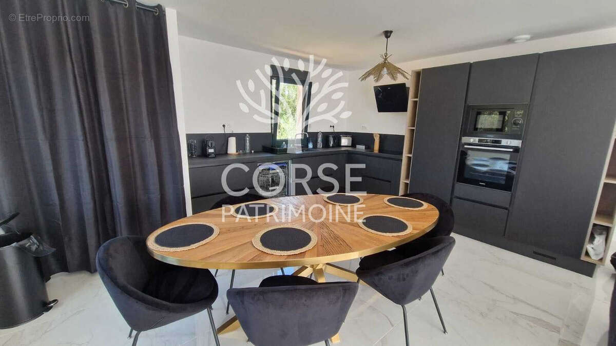 Appartement à BONIFACIO