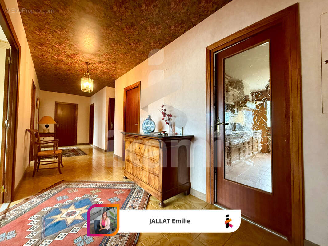 Appartement à ECHIROLLES