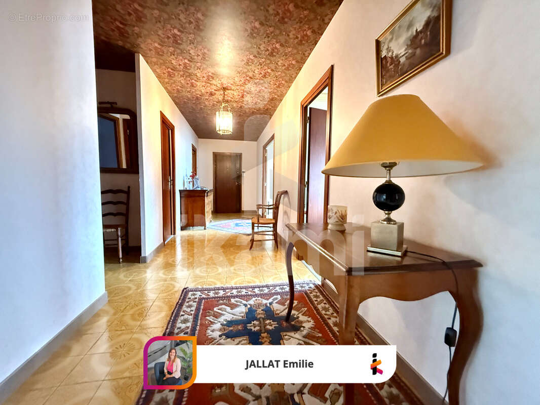 Appartement à ECHIROLLES