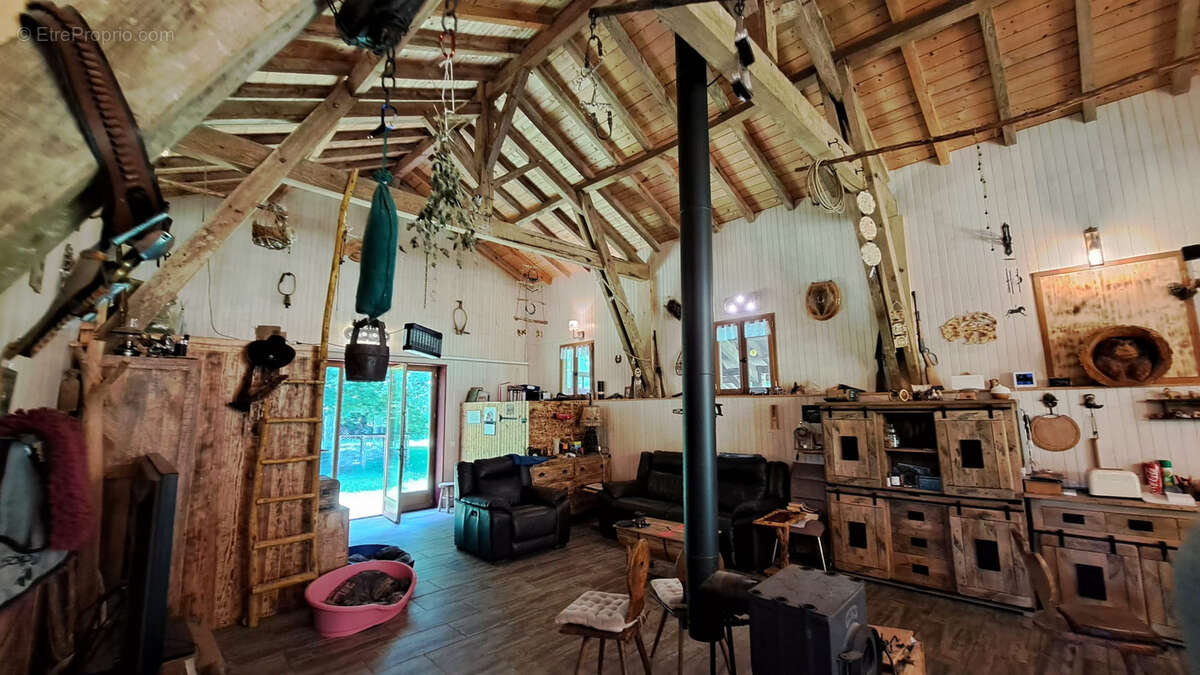 Maison à OUSSE-SUZAN