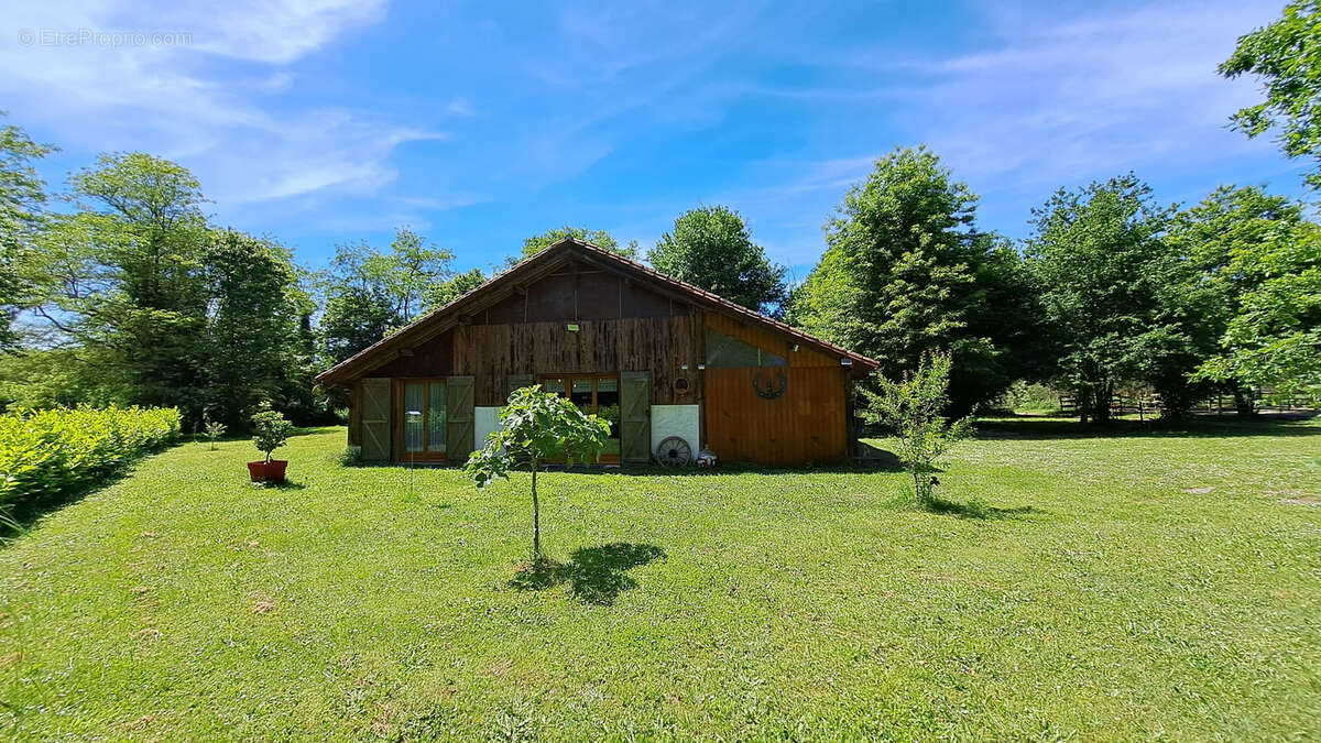 Maison à OUSSE-SUZAN