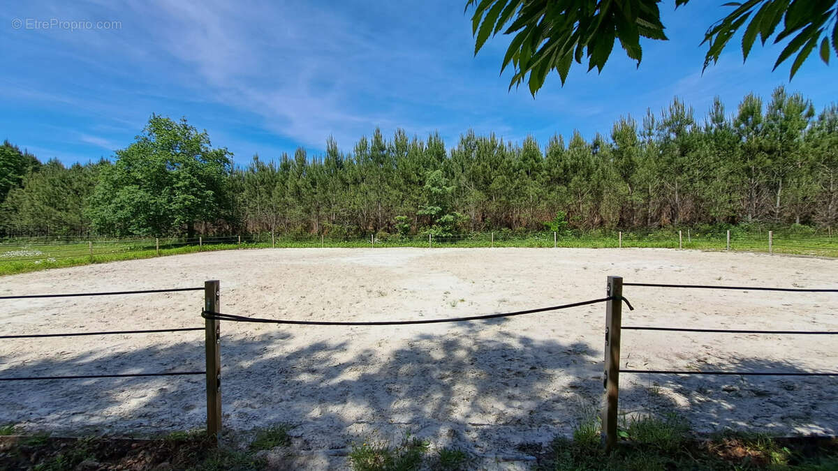 Maison à OUSSE-SUZAN