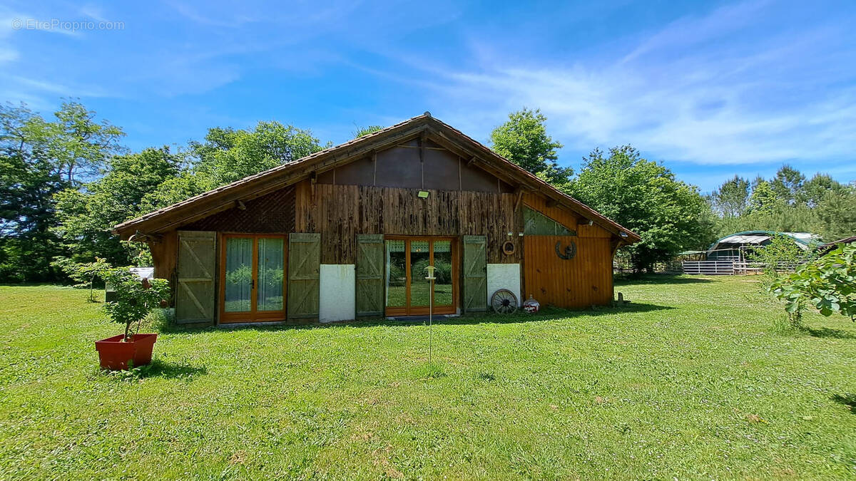 Maison à OUSSE-SUZAN