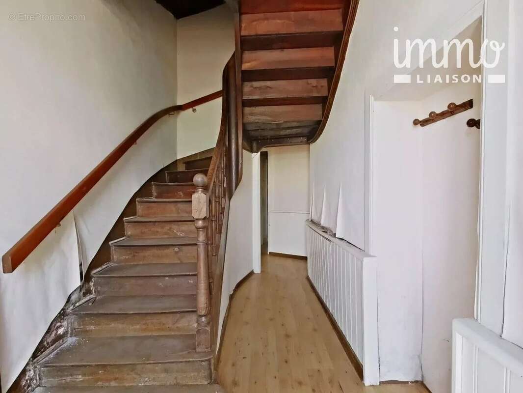 Maison à SAINT-VINCENT-SUR-OUST