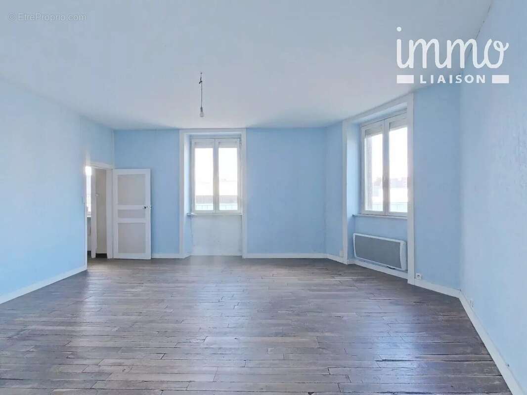 Maison à SAINT-VINCENT-SUR-OUST