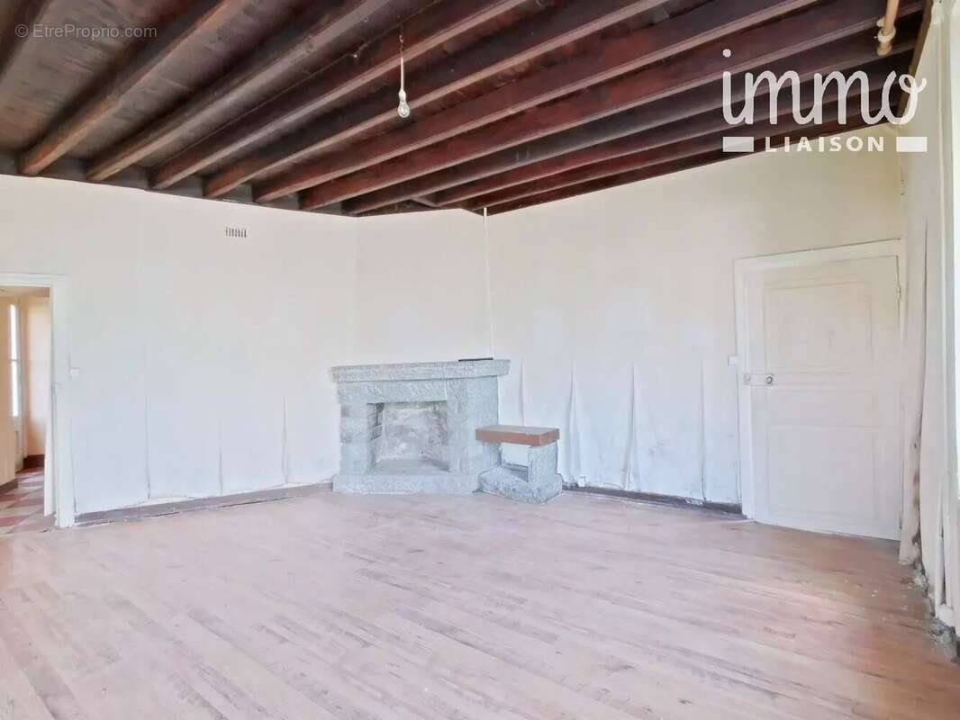 Maison à SAINT-VINCENT-SUR-OUST