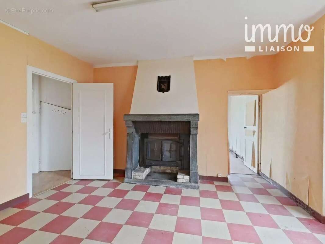 Maison à SAINT-VINCENT-SUR-OUST