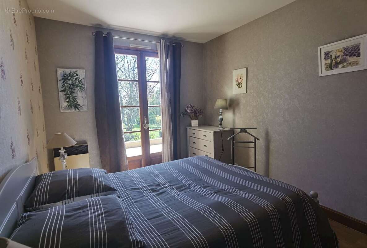 CH2 - Maison à EXCIDEUIL