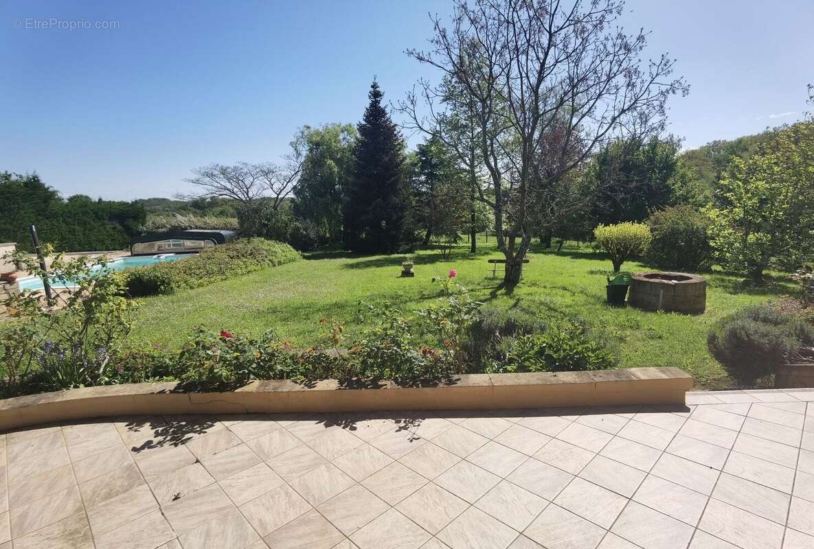 Jardin terrasse - Maison à EXCIDEUIL