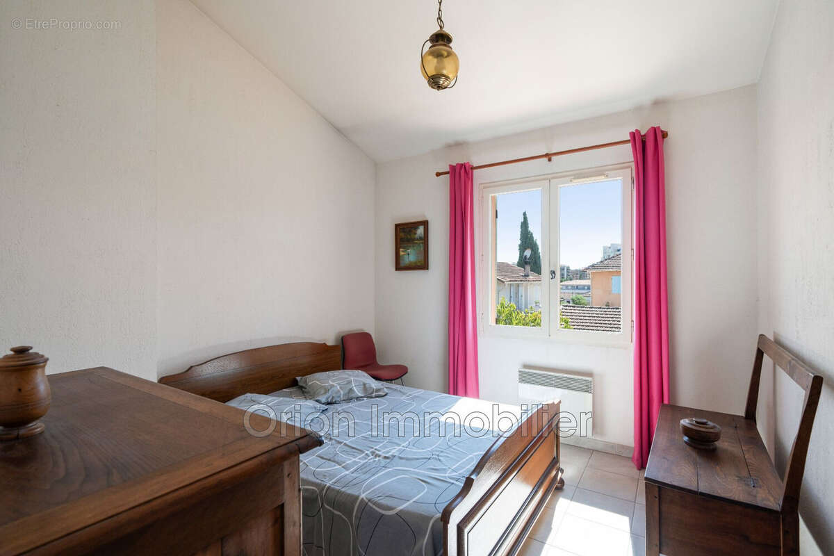 Maison à MANDELIEU-LA-NAPOULE