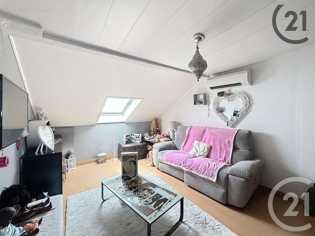 Maison à CHALAUTRE-LA-PETITE