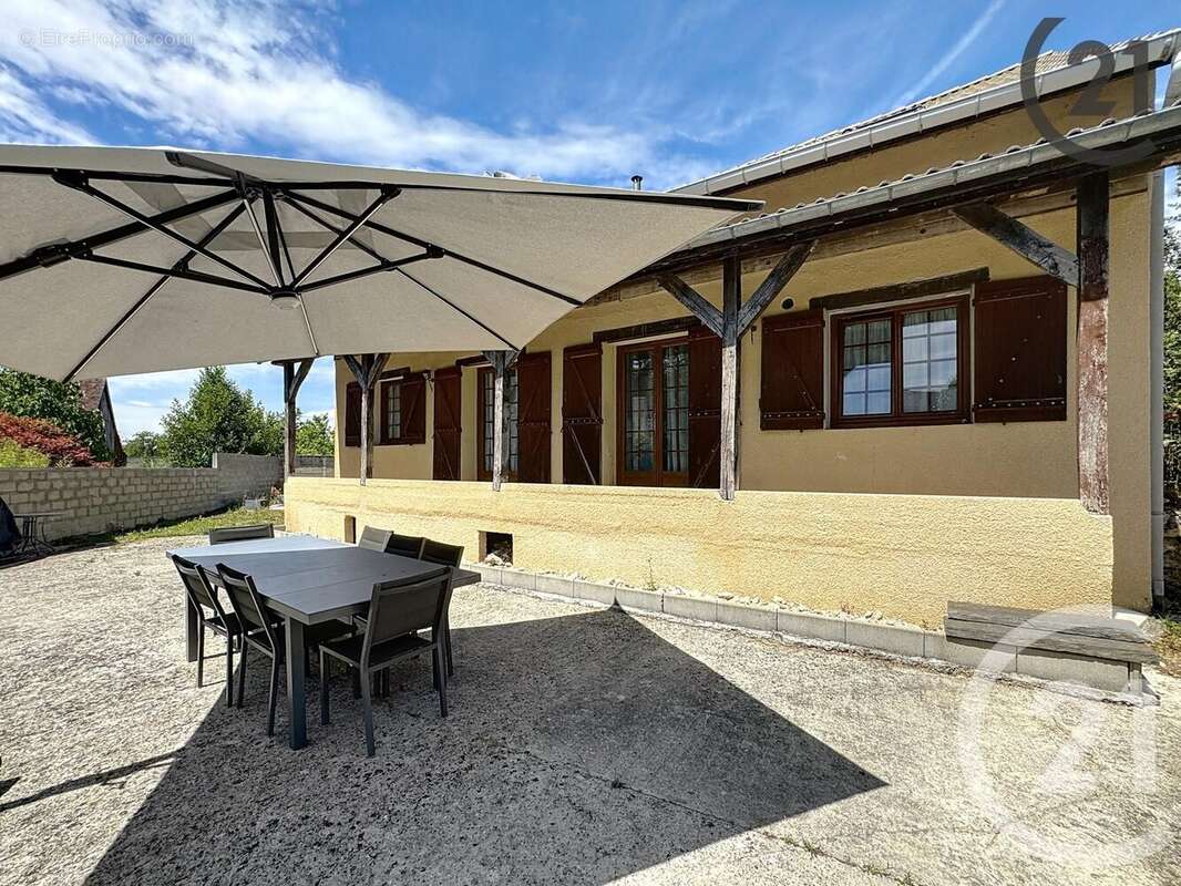 Maison à CHALAUTRE-LA-PETITE