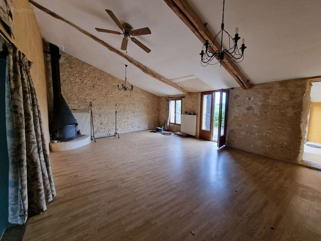 Appartement à MONPAZIER