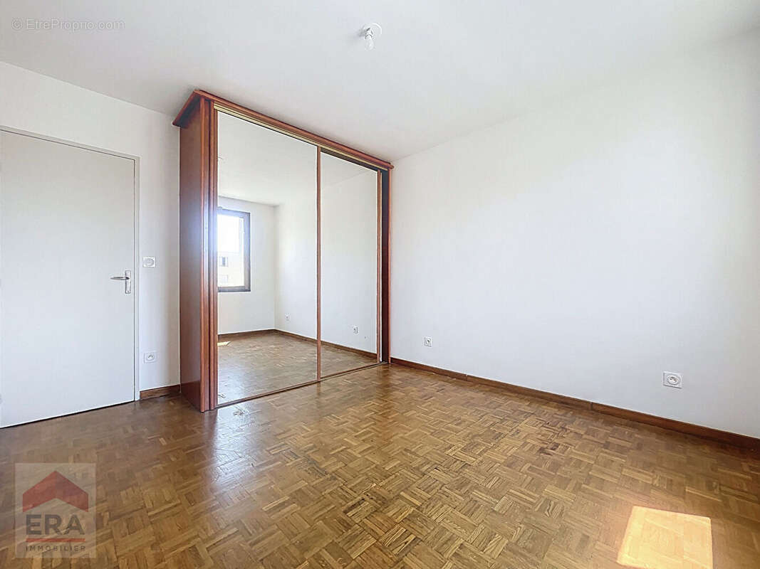 Appartement à MARSEILLE-3E