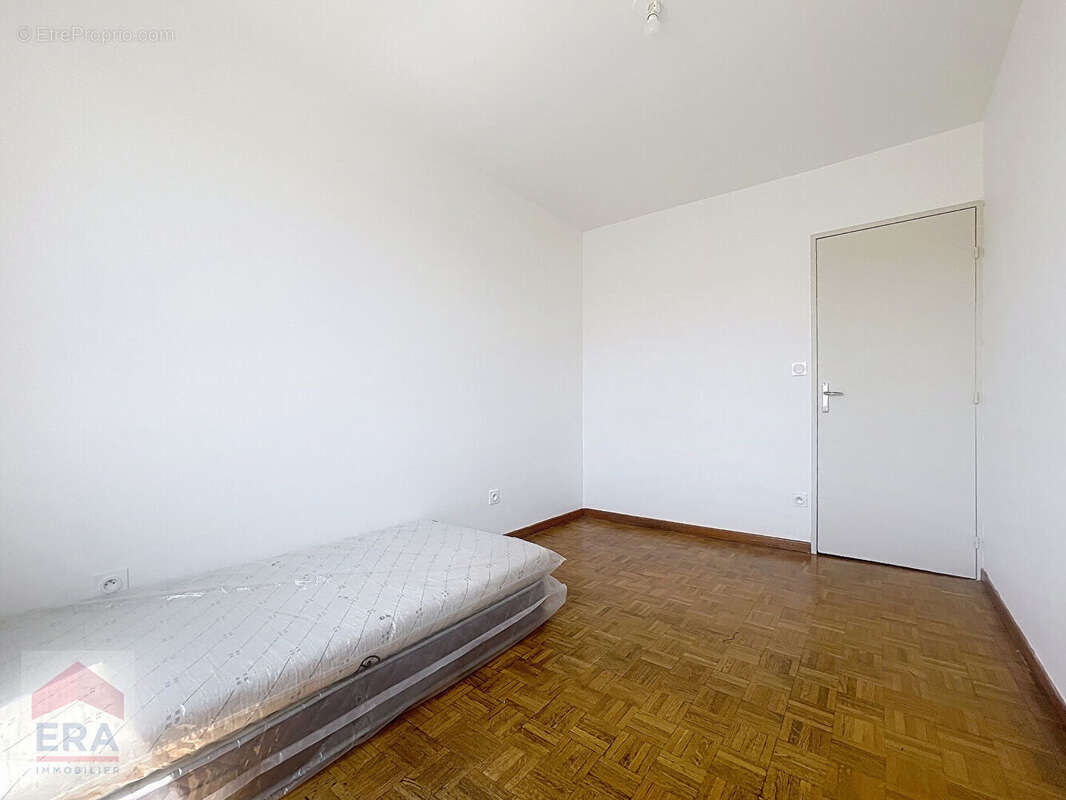 Appartement à MARSEILLE-3E