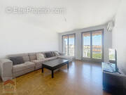 Appartement à MARSEILLE-3E