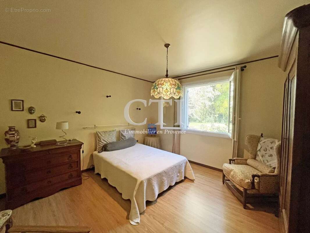 Maison à JONQUIERES