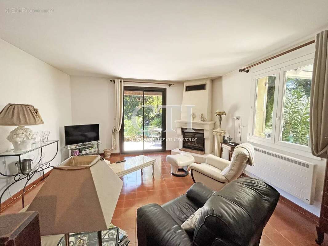 Maison à JONQUIERES