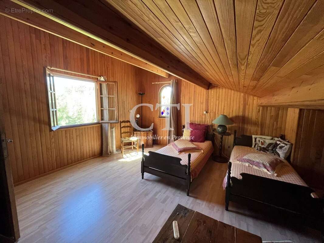 Maison à JONQUIERES