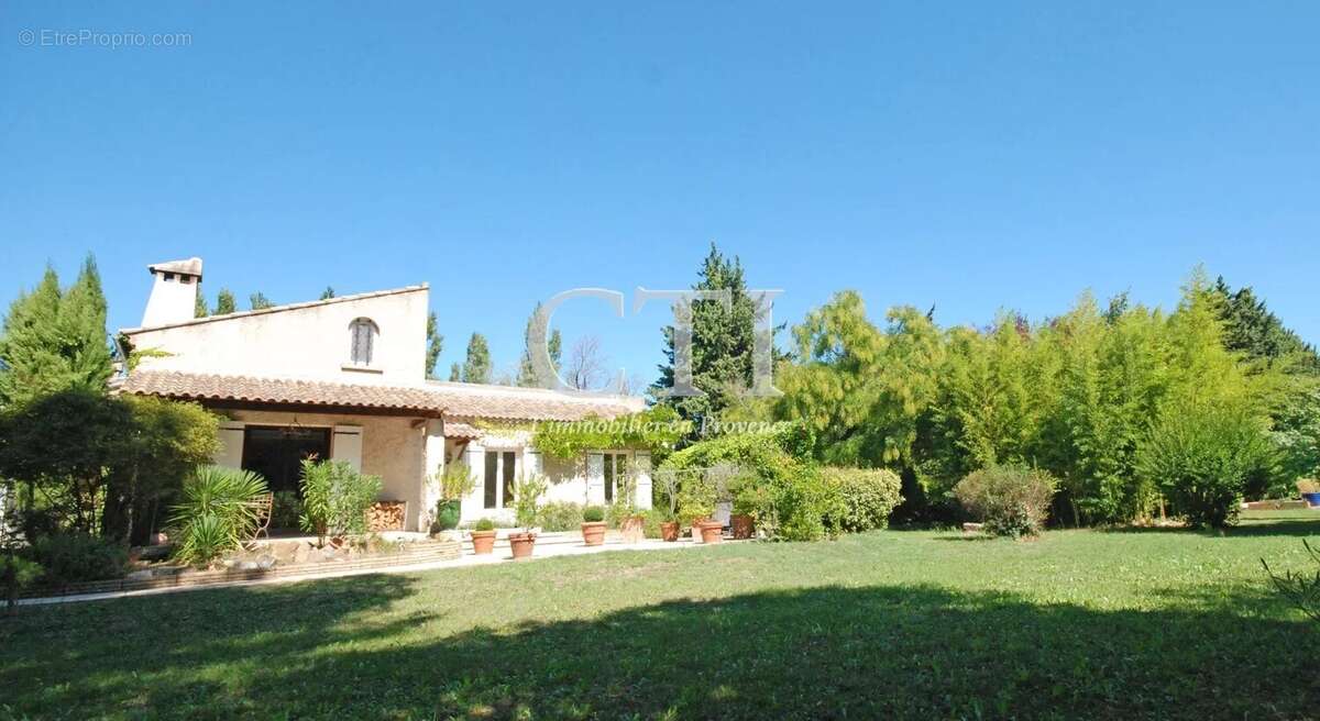 Maison à JONQUIERES