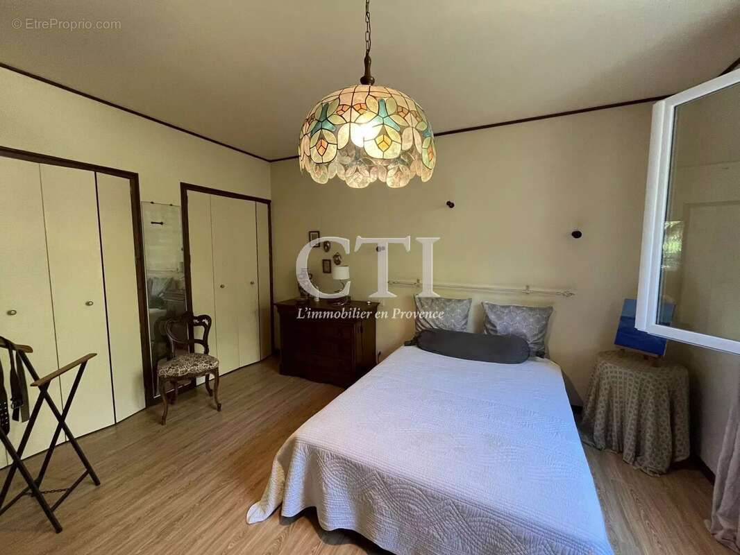 Maison à JONQUIERES