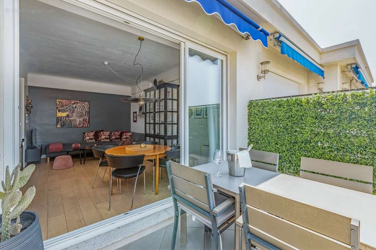 Appartement à NICE