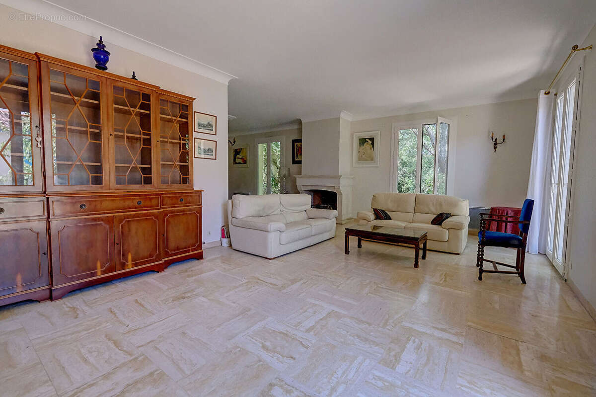 Maison à RAMONVILLE-SAINT-AGNE