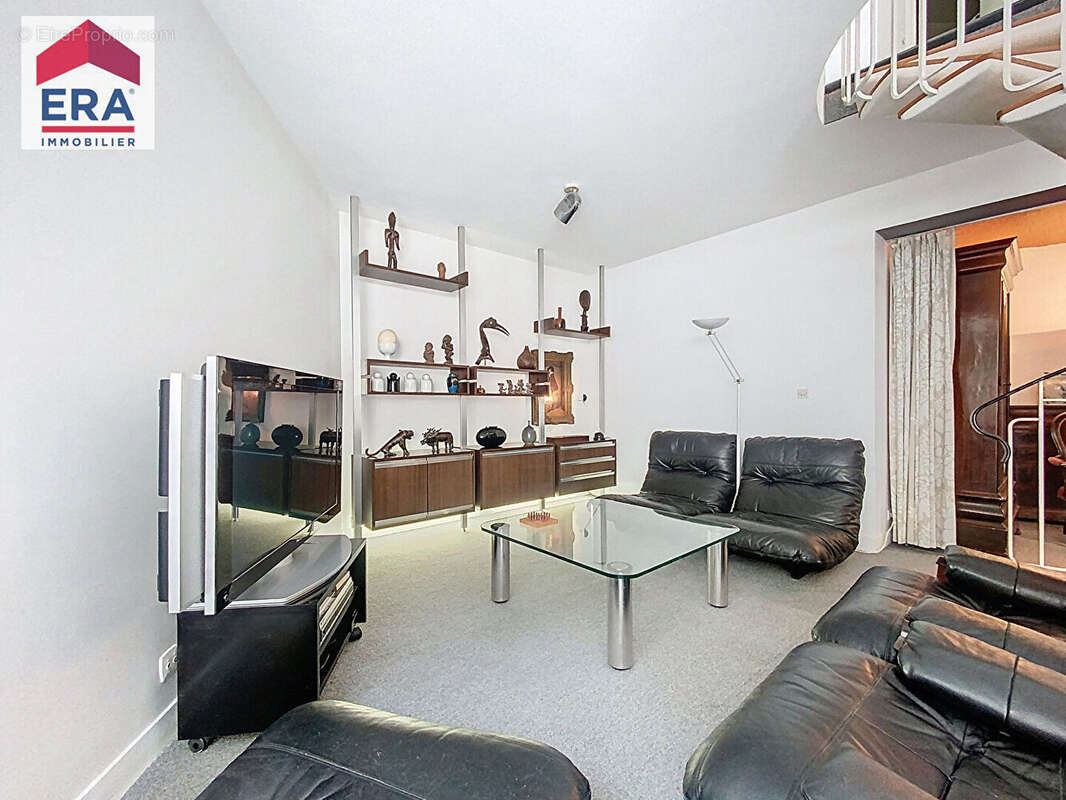 Appartement à IVRY-SUR-SEINE