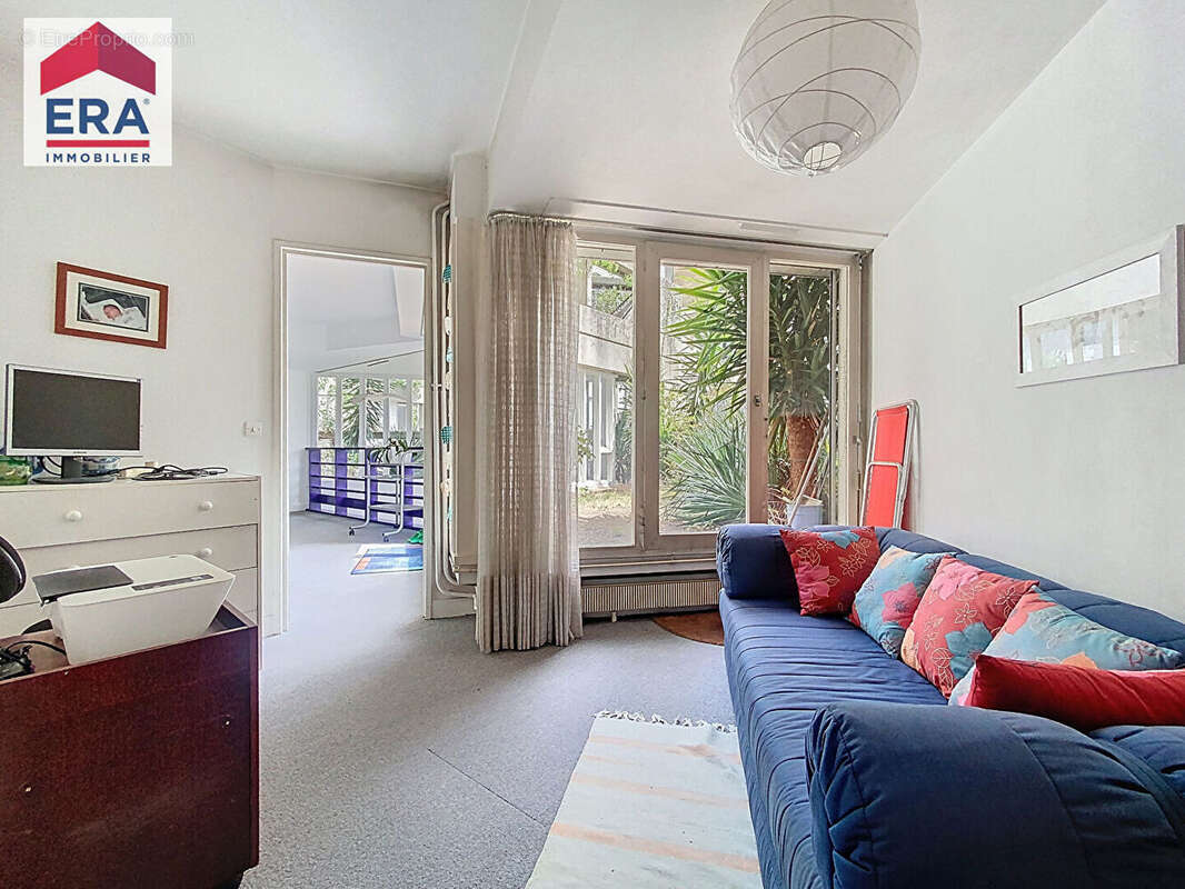 Appartement à IVRY-SUR-SEINE