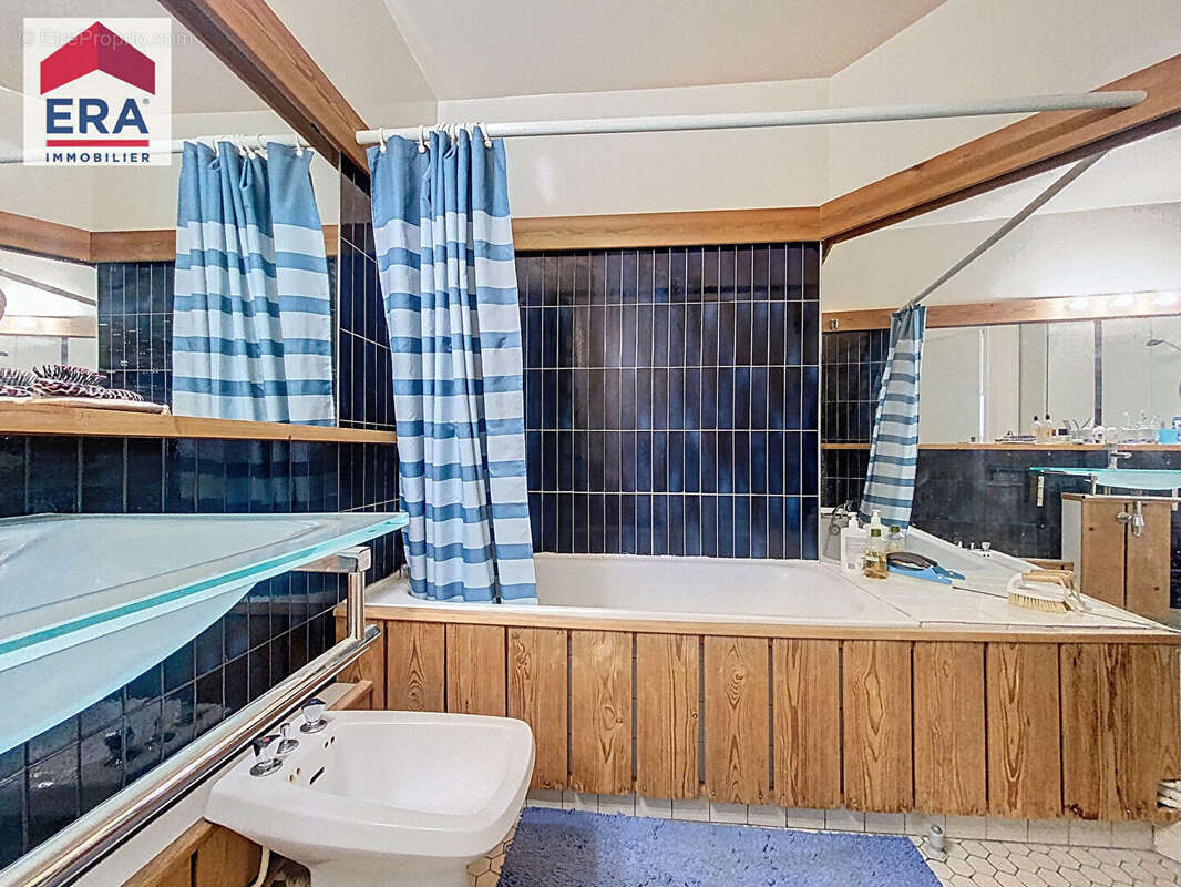 Appartement à IVRY-SUR-SEINE