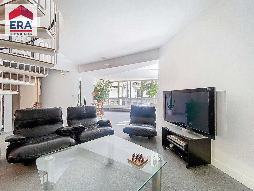 Appartement à IVRY-SUR-SEINE