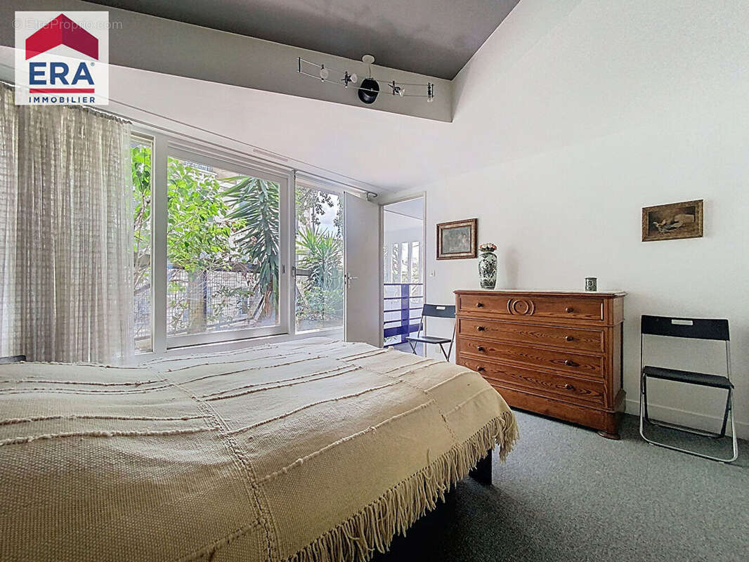 Appartement à IVRY-SUR-SEINE