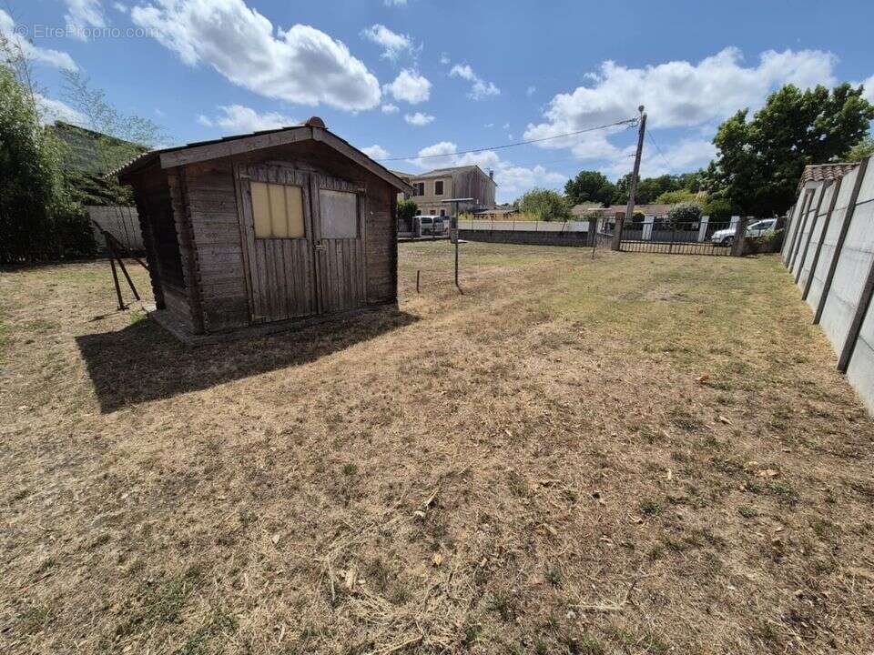 Pauillac- Terrain à vendre- 355m²- Constructible- Calme- - Terrain à PAUILLAC