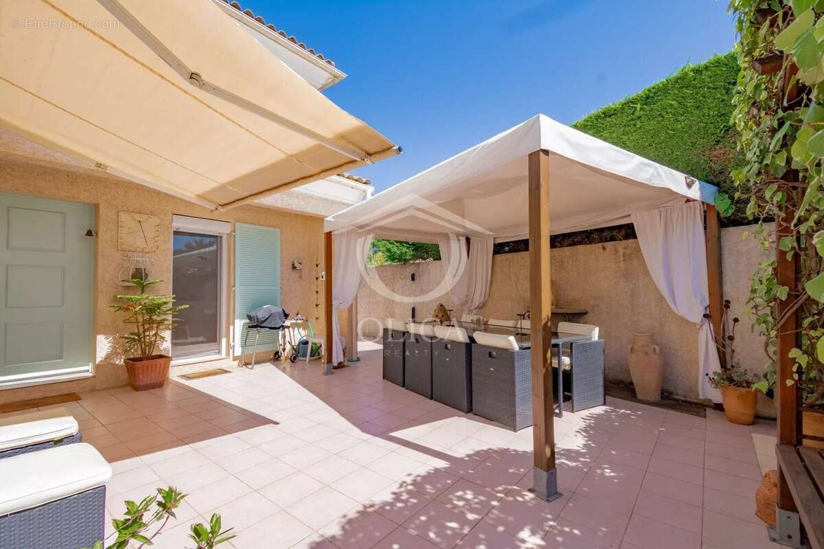 Maison à VILLENEUVE-LOUBET