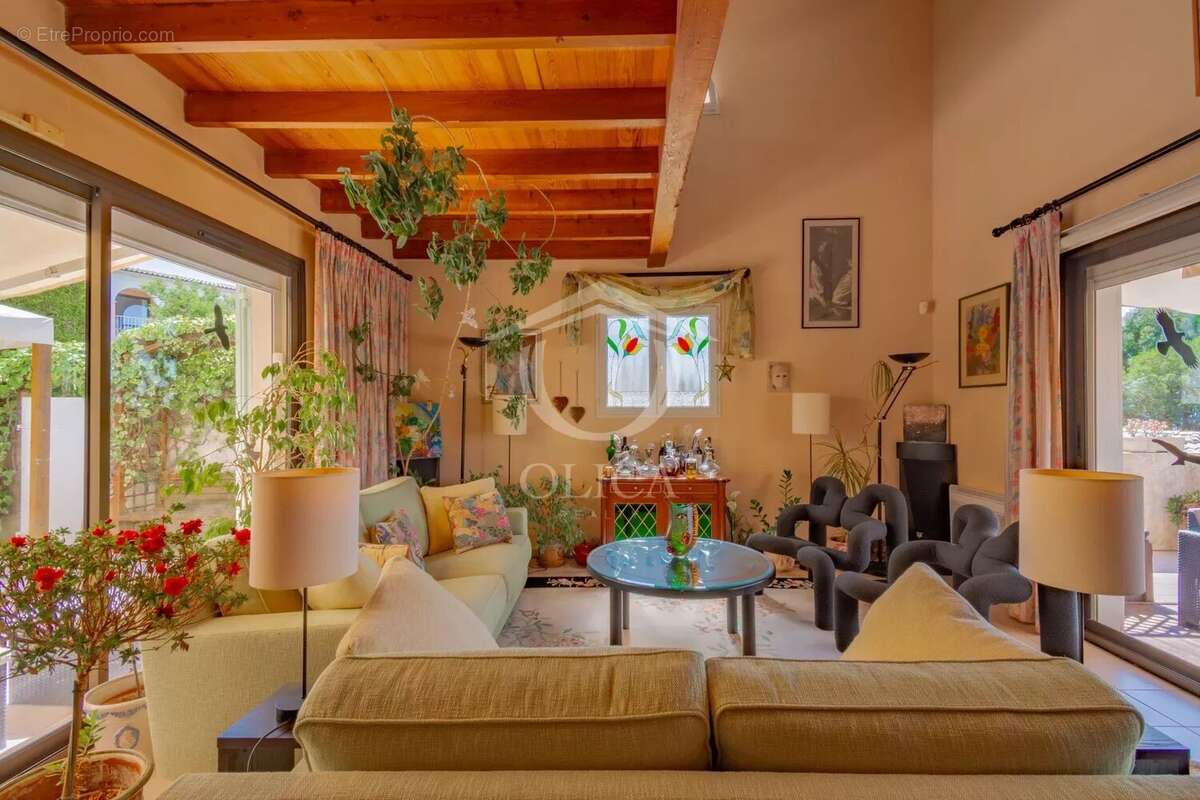 Maison à VILLENEUVE-LOUBET