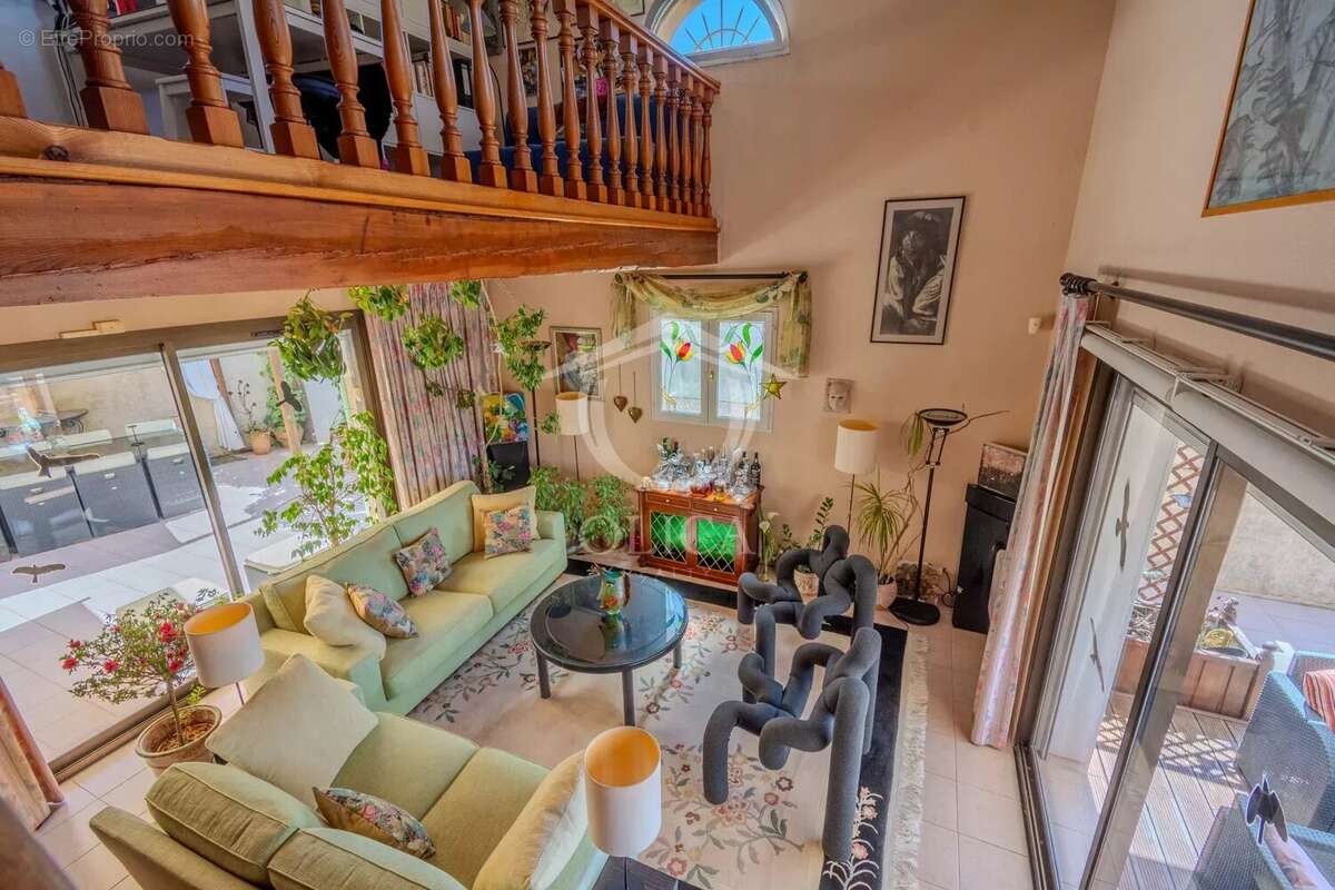 Maison à VILLENEUVE-LOUBET